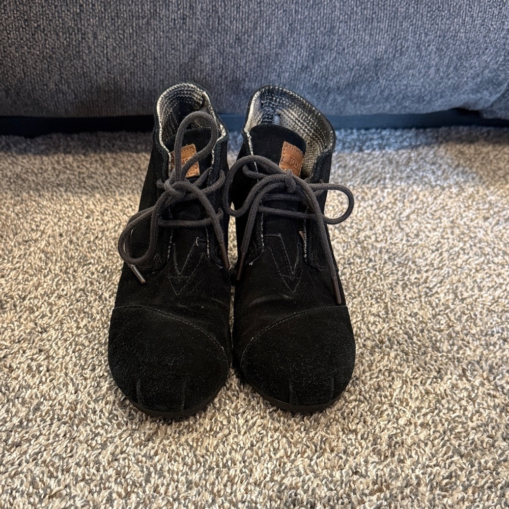 Toms Black Wedge Shoes